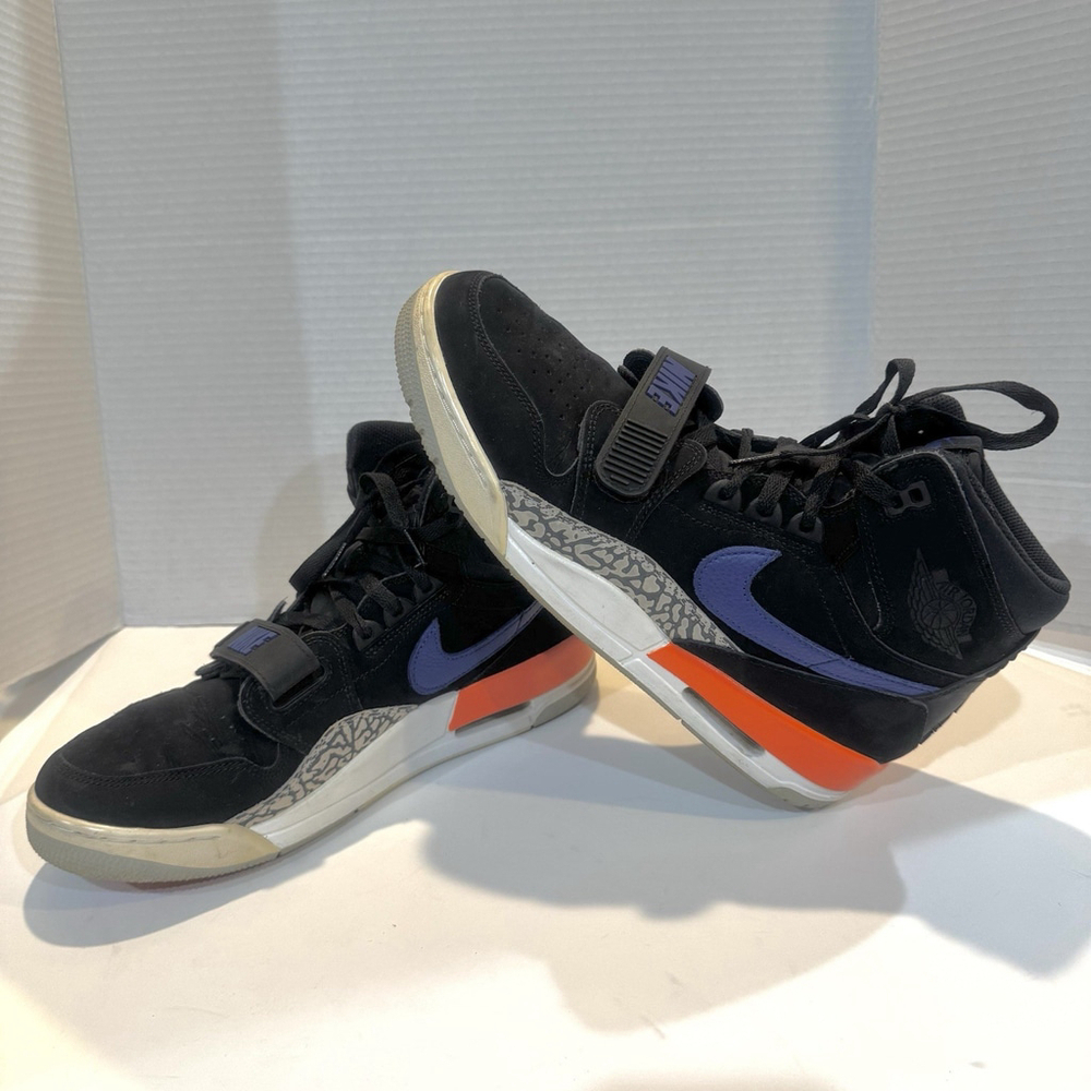 Nike Air Jordan Legacy 312 Knicks Sneaker Size:11 AV3922-048 Black Blue Orange